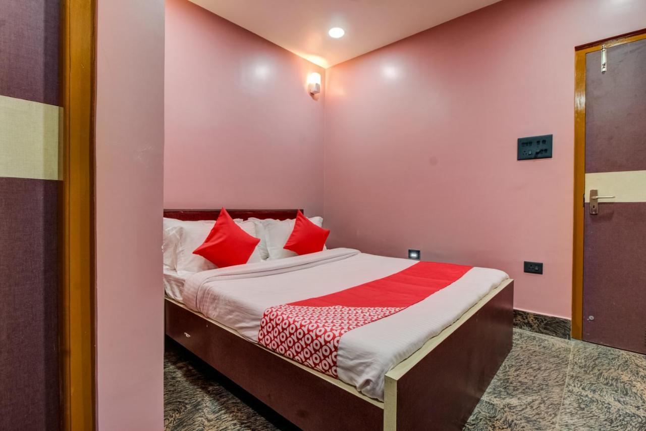 Oyo 16871 Anant Home Stay Shillong Eksteriør billede