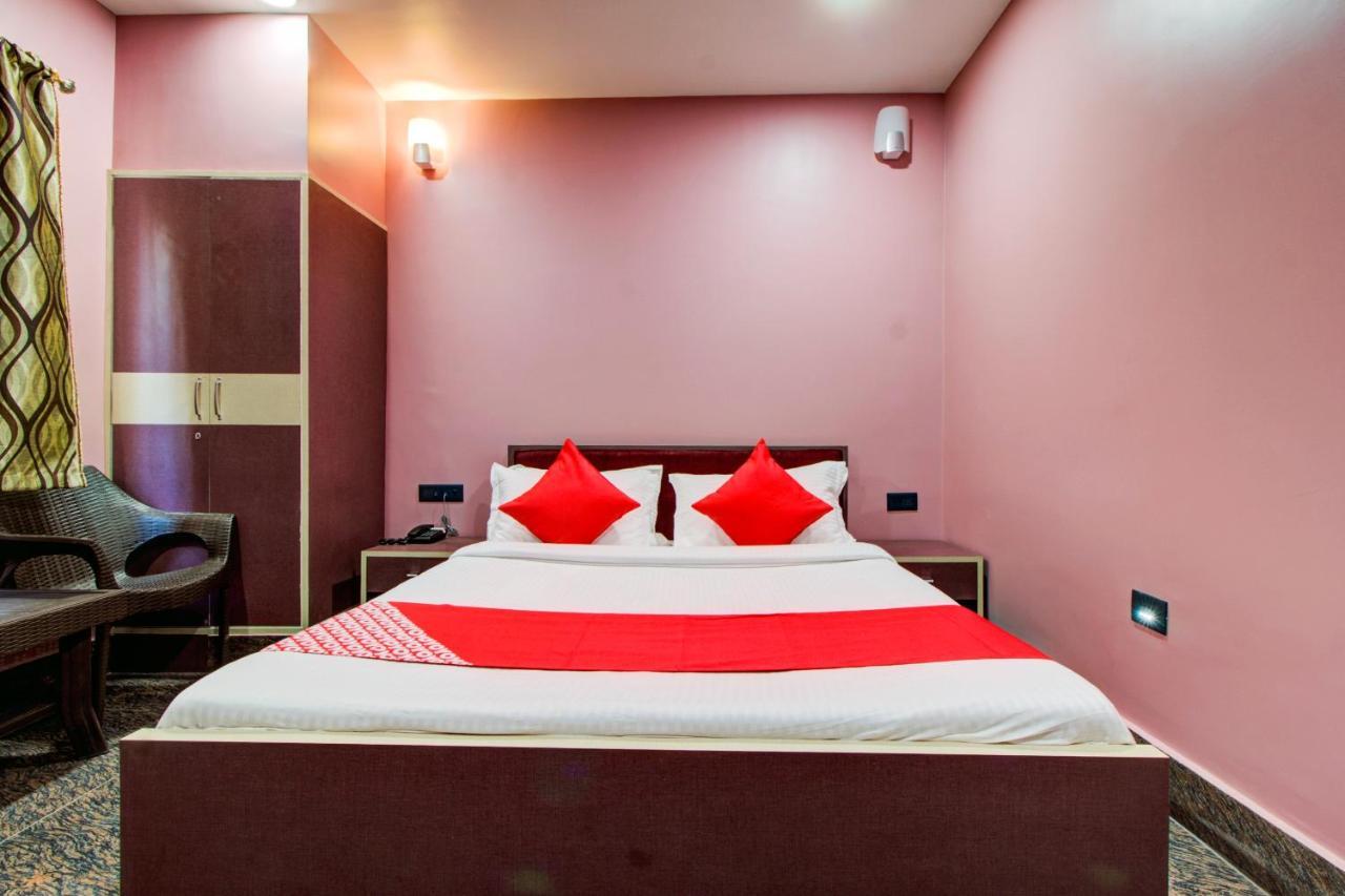 Oyo 16871 Anant Home Stay Shillong Eksteriør billede